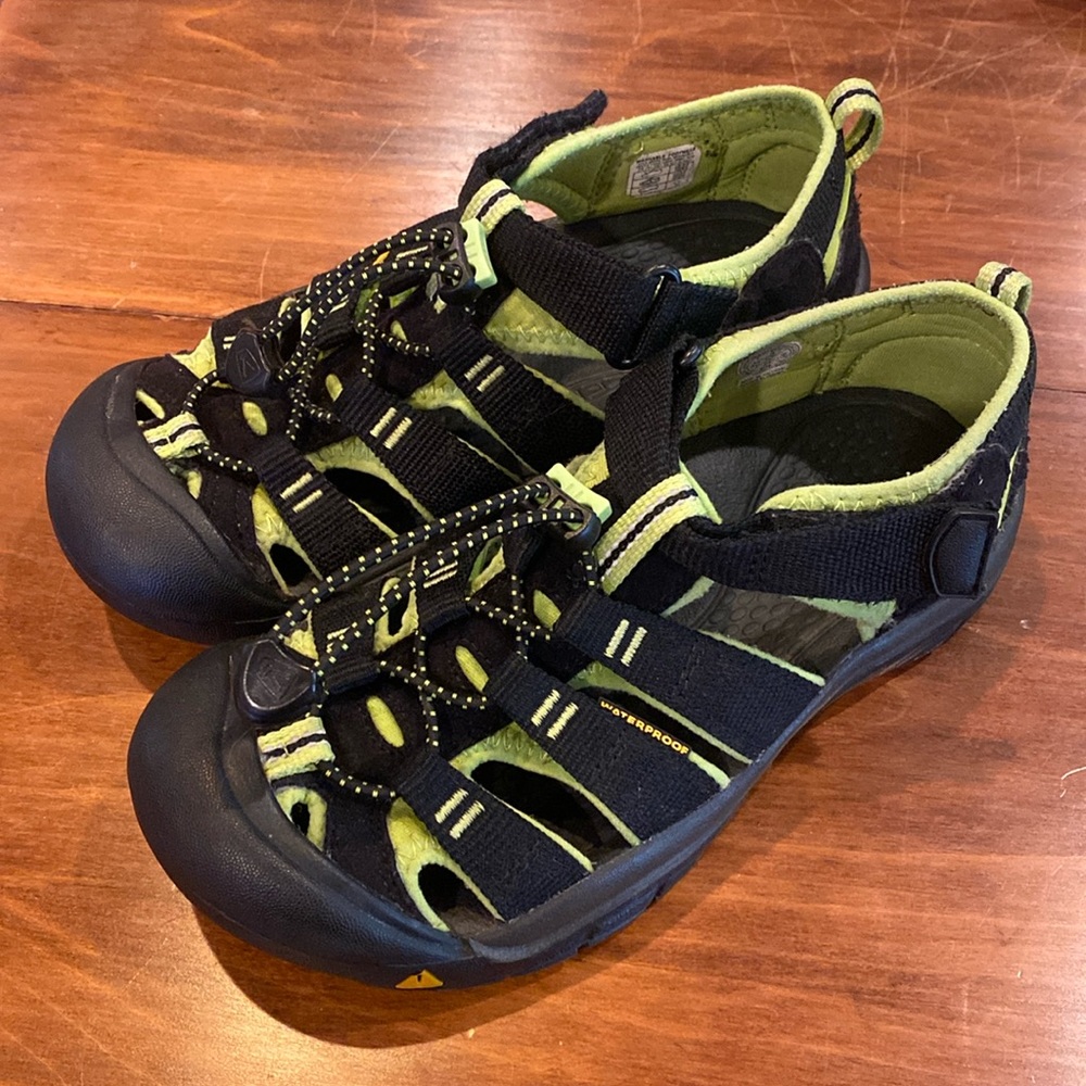 KEEN Waterproof Sandal 3 Adjustable Straps